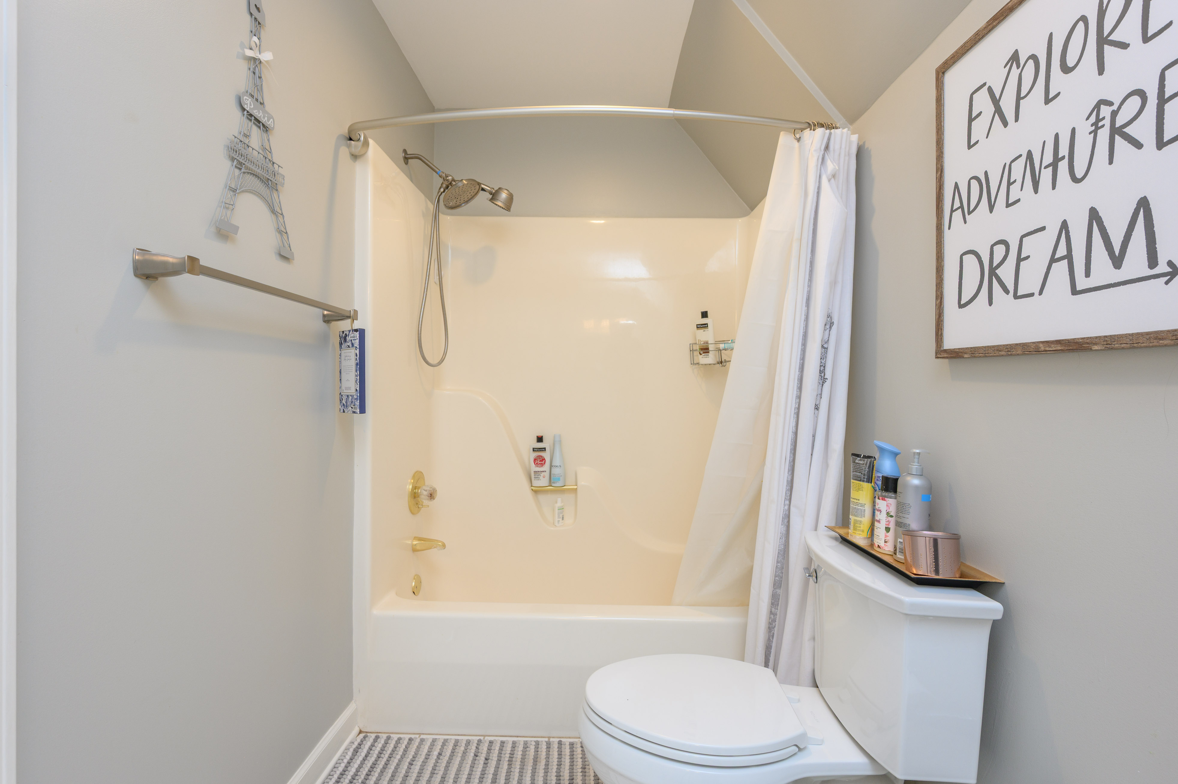 1811 Snug Harbor Drive image 30